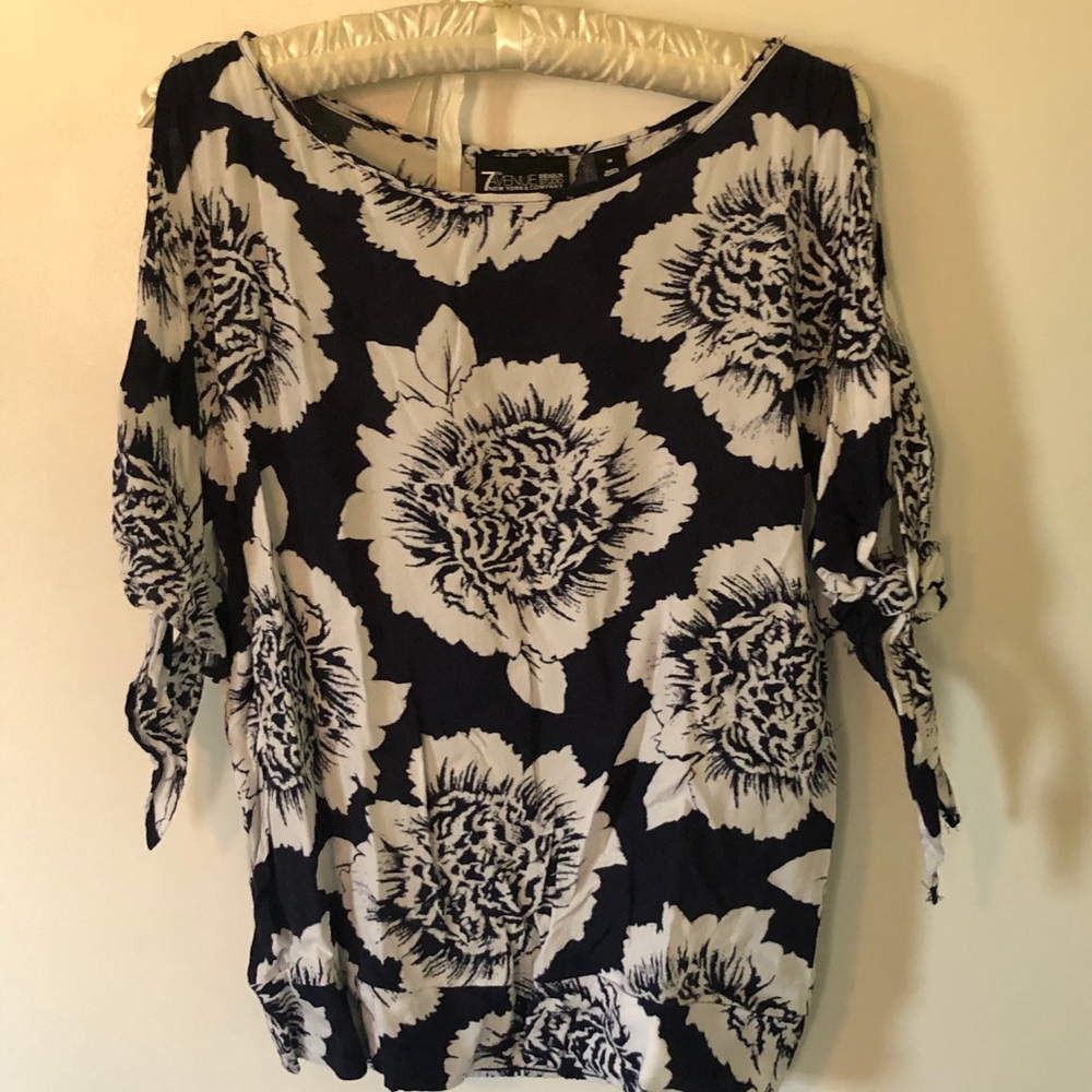 Cold shoulder dress top